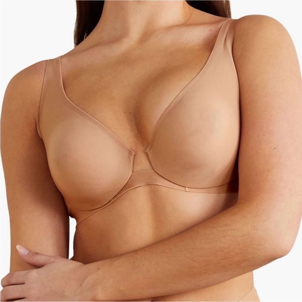 Skims Naked stretch-mesh underwired plunge bra 38C Color Honey. New without tags